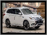 Mitsubishi Outlander, 2017